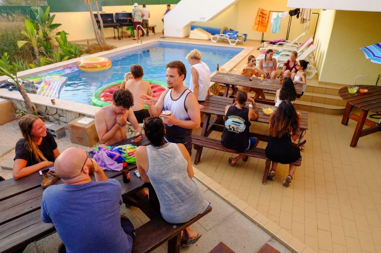 Algarve Surf Hostel - Lagos Eksteriør billede